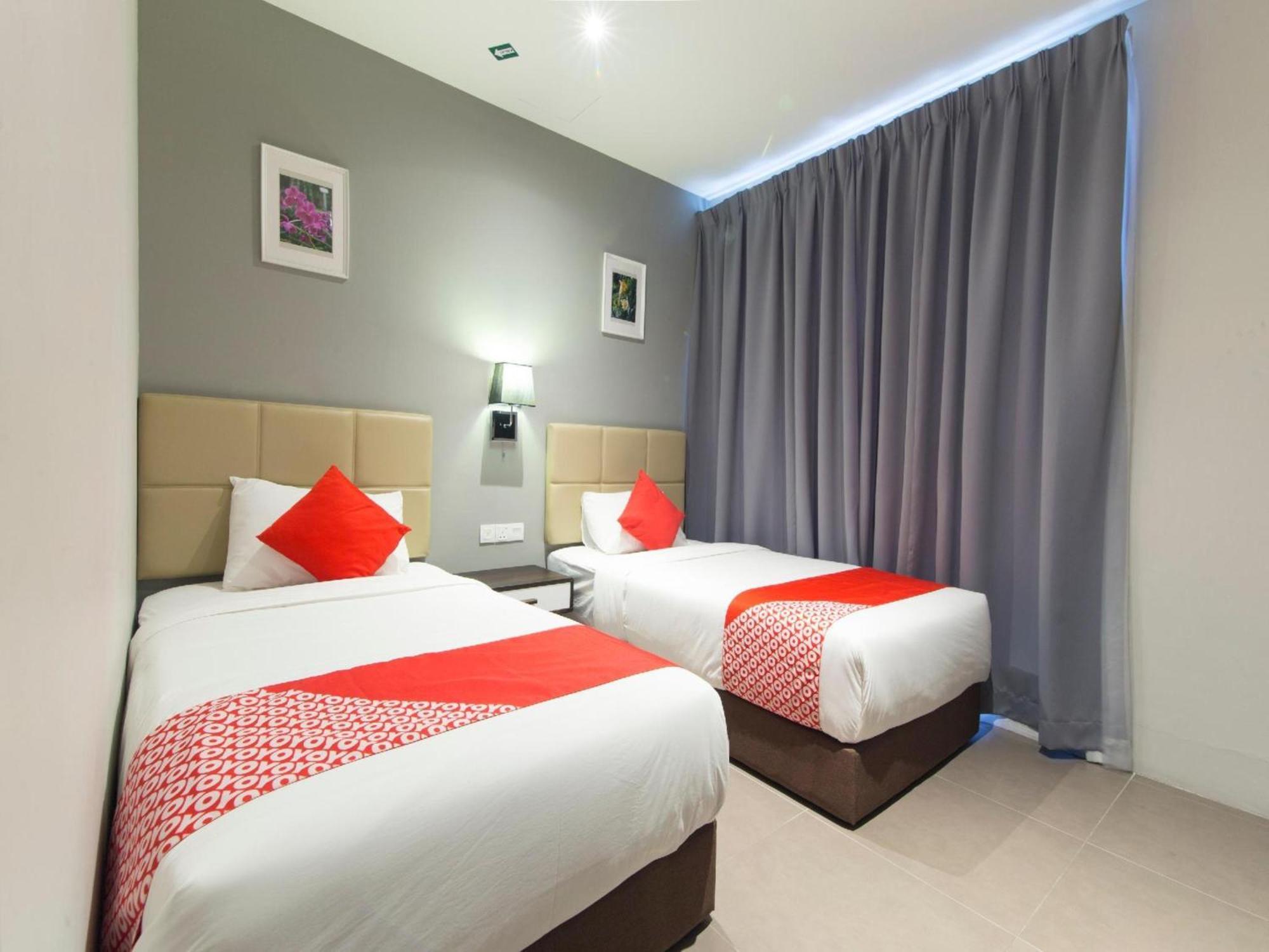 Yootel Boutique Hotel Каджанг Екстериор снимка